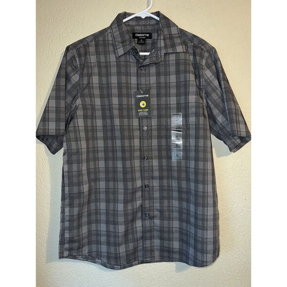 Claiborne Stretch Men's Button Down Short Sleeve - Medium NEW With Tags - Picture 1 of 4